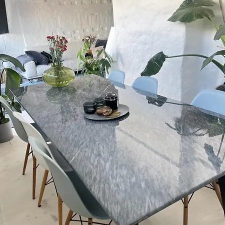 Appartamento Moderni Ullakkohuoneisto Vuokralle Helsinki